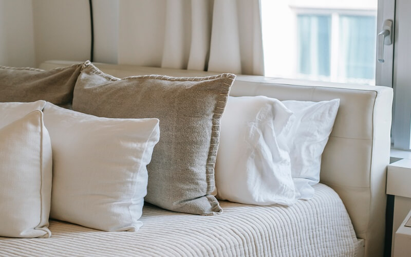 How To Remove Stains From Silk Pillowcases